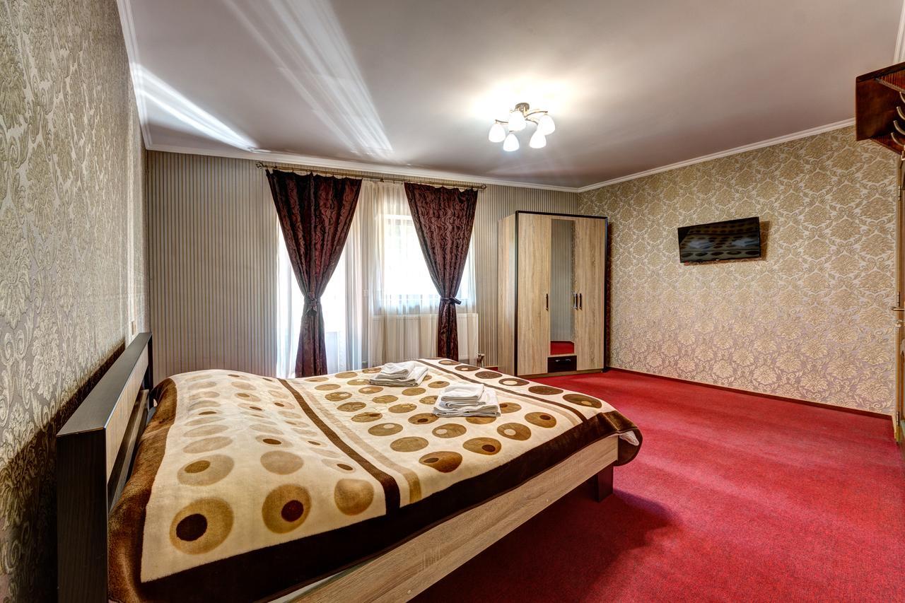 Villa Vlad & Spa Bukovel Luaran gambar